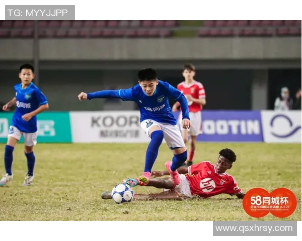 奥伦与乌拉尔的激烈对决揭示了足球战术的精彩与魅力